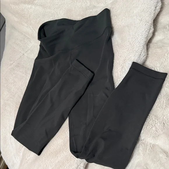 dark gray lululemon size 8 high rise - Picture 2 of 6